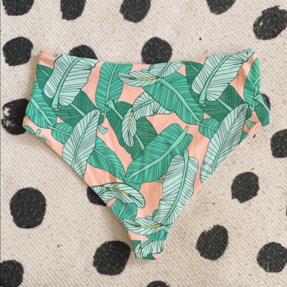 Forever 21 Tropical Bikini Bottom M - Picture 3 of 4